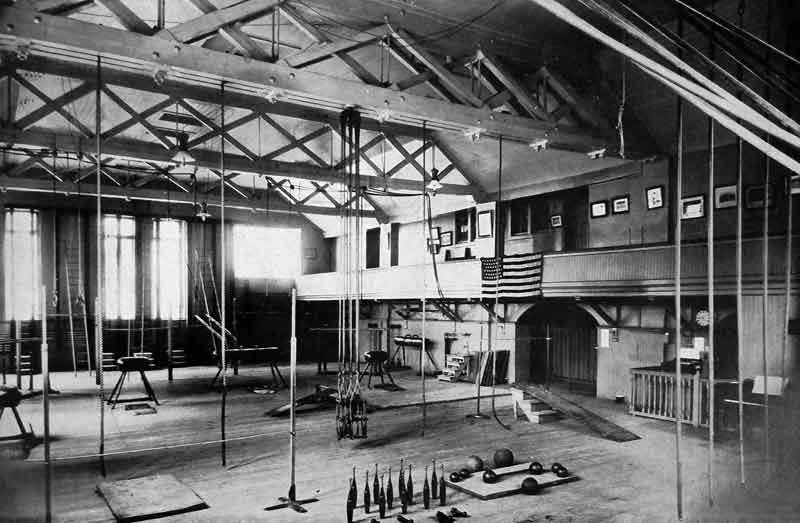 Turnverein Hall in Milwaukee, WI, in 1910.